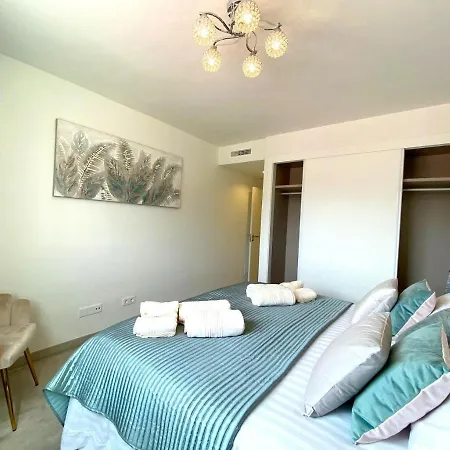3 Bedroom Luxury Apartment Near Seashore - Varna 아파트 *