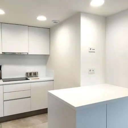 3 Bedroom Luxury Apartment Near Seashore - Varna Апартамент