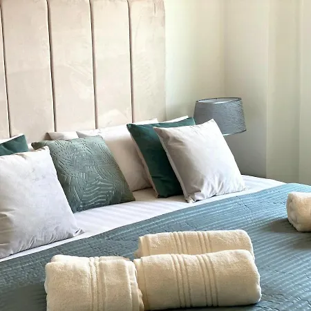 3 Bedroom Luxury Apartment Near Seashore - Varna Апартамент